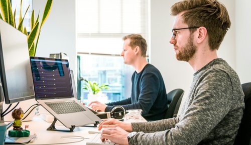 Mentale und körperliche Gesundheit am Arbeitsplatz Mentale und körperliche Gesundheit am Arbeitsplatz