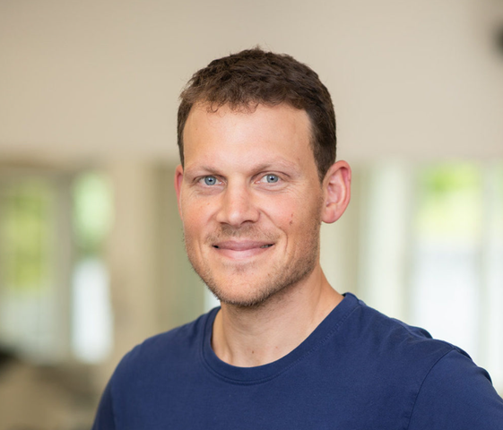 Profilbild von Adrian Engler