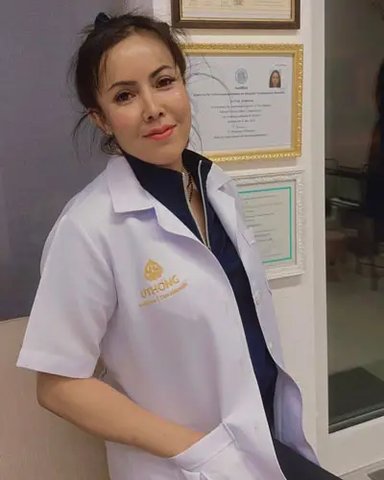 Profilbild von Natcha Samphan